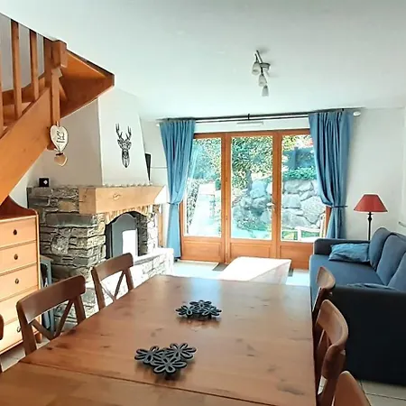 Joli Triplex 3 Etoiles, Avec Jardin Et Cheminee * Génos