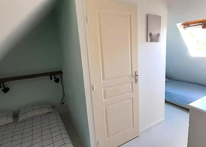 Appartement Joli Triplex 3 Etoiles, Avec Jardin Et Cheminee
