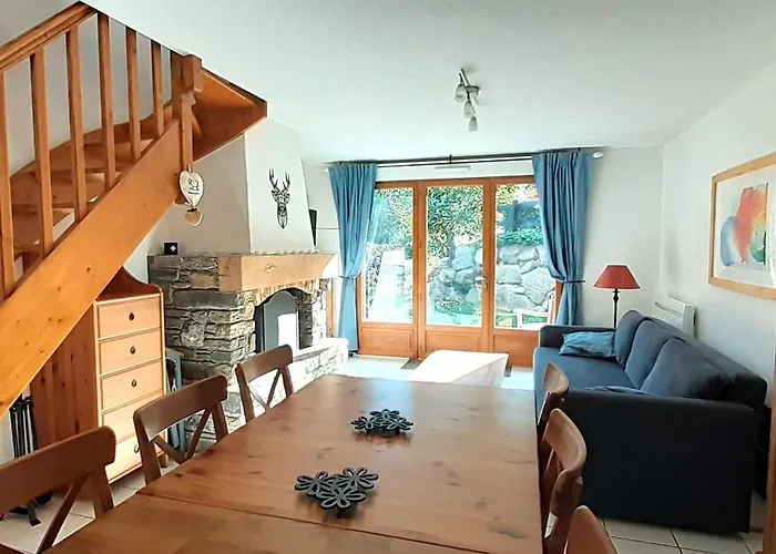 Joli Triplex 3 Etoiles, Avec Jardin Et Cheminee * Génos