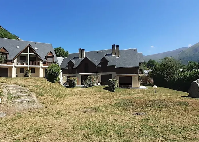 Appartement Joli Triplex 3 Etoiles, Avec Jardin Et Cheminee