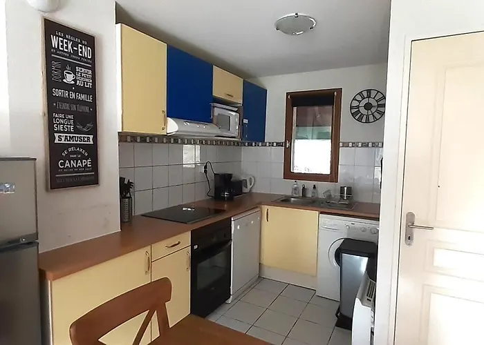 Joli Triplex 3 Etoiles, Avec Jardin Et Cheminee