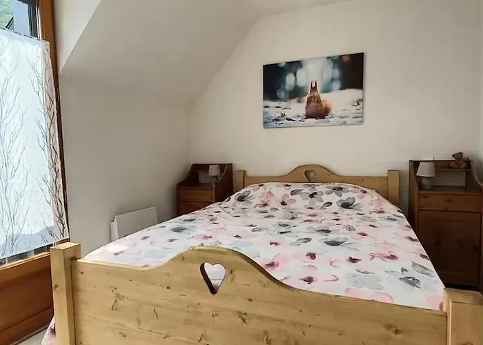 Joli Triplex 3 Etoiles, Avec Jardin Et Cheminee Génos