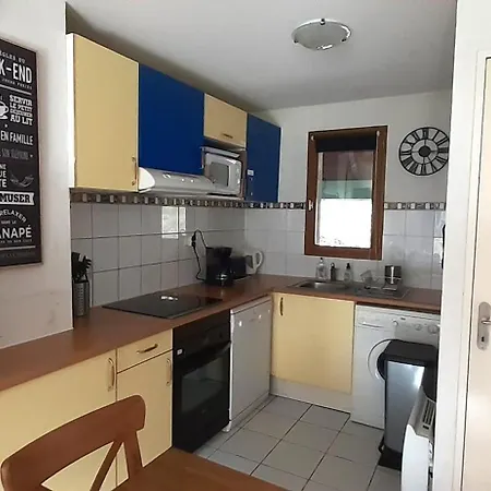 Joli Triplex 3 Etoiles, Avec Jardin Et Cheminee