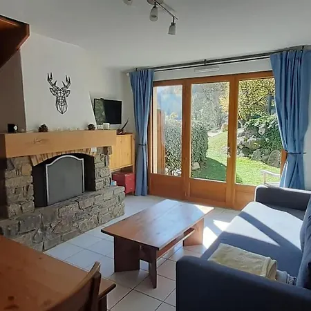 Joli Triplex 3 étoiles, Avec Jardin Et Cheminée Apartamento *